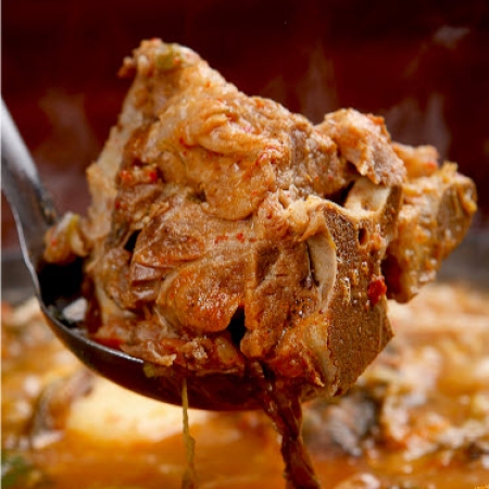 [우거지 뼈해장국]할머니 손맛으로 가마솥에 푹끓여 낸 깊고 진한맛 1kg(2팩/3팩/4팩)