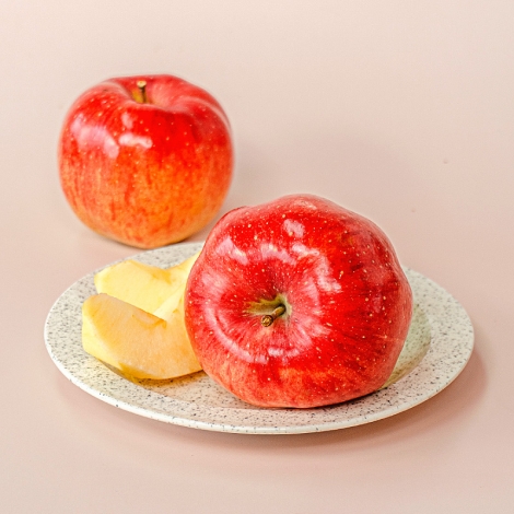 25년 첫출하 햇사과 중소과 3kg 15-17과 가정용 부사