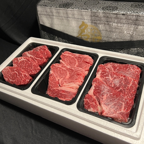 국내산 1+ 한우 암소 구이용 소고기 선물세트 꽃등심 안심 채끝살 갈비살 육회 생차돌박이