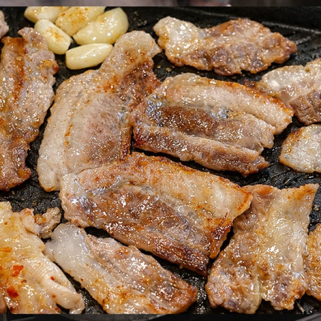 국내산 대패삼겹살 300g 1팩/ 2팩/ 3팩/ 4팩